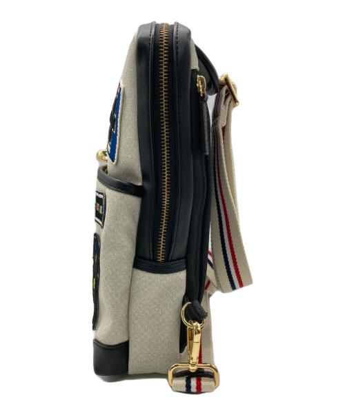 CASTELBAJAC（カステルバジャック）CASTELBAJAC (カステルバジャック) ボディーバッグ ホワイトの古着・服飾アイテム