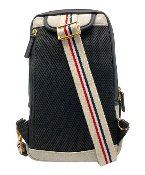 CASTELBAJAC（カステルバジャック）CASTELBAJAC (カステルバジャック) ボディーバッグ ホワイトの古着・服飾アイテム