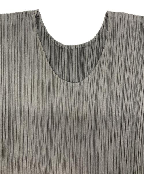 PLEATS PLEASE（プリーツプリーズ）PLEATS PLEASE (プリーツプリーズ) プリーツブラウス グレー サイズ:4の古着・服飾アイテム