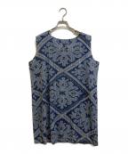 PLEATS PLEASEプリーツプリーズ）の古着「転写プリントプリーツワンピース」｜ブルー