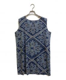 PLEATS PLEASE（プリーツプリーズ）の古着「転写プリントプリーツワンピース」｜ブルー