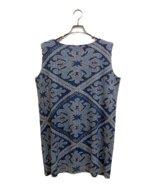 PLEATS PLEASE（プリーツプリーズ）PLEATS PLEASE (プリーツプリーズ) 転写プリントプリーツワンピース ブルー サイズ:4の古着・服飾アイテム