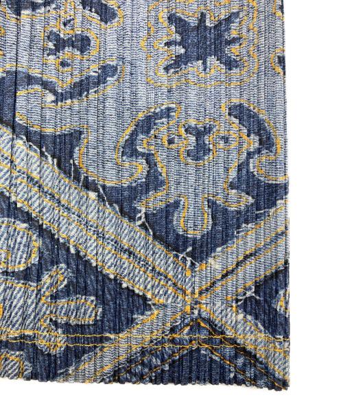 PLEATS PLEASE（プリーツプリーズ）PLEATS PLEASE (プリーツプリーズ) 転写プリントプリーツワンピース ブルー サイズ:4の古着・服飾アイテム