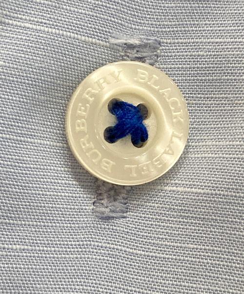 BURBERRY BLACK LABEL（バーバリーブラックレーベル）BURBERRY BLACK LABEL (バーバリーブラックレーベル) ホースマーク刺繍シャツ ブルー サイズ:3の古着・服飾アイテム