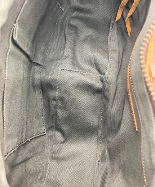 Alfredo BANNISTER（アルフレッドバニスター）Alfredo BANNISTER (アルフレッドバニスター) アーカイブレザーショルダーバッグの古着・服飾アイテム