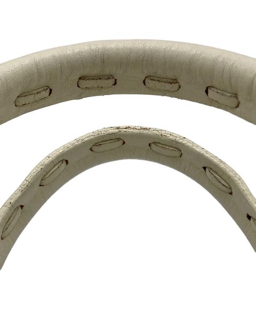 Carving Tribes（カービングトライブス）Carving Tribes (カービングトライブス) マエストラSハンドバッグ アイボリーの古着・服飾アイテム