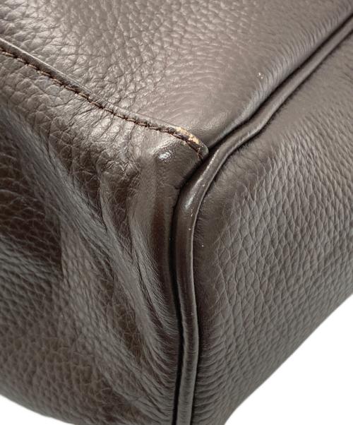 YOUNG & OLSEN The DRYGOODS STORE（ヤングアンドオルセン ザ ドライグッズストア）YOUNG & OLSEN The DRYGOODS STORE (ヤングアンドオルセン ザ ドライグッズストア) FRAMeWORK (フレームワーク) 別注 ベルトバッグ ブラウンの古着・服飾アイテム