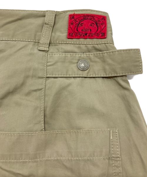 EVISU（エヴィス）EVISU (エヴィス) カーゴハーフパンツ ベージュ サイズ:36の古着・服飾アイテム
