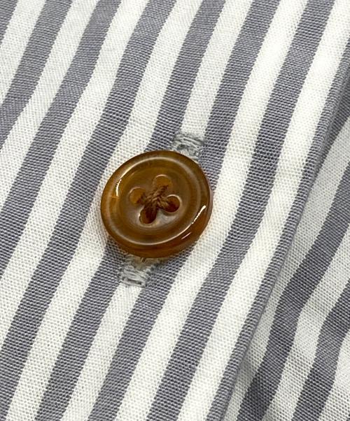 Vivienne Westwood RED LABEL（ヴィヴィアンウエストウッドレッドレーベル）Vivienne Westwood RED LABEL (ヴィヴィアンウエストウッドレッドレーベル) オーヴ柄リボンシャツ グレー×ホワイト サイズ:2の古着・服飾アイテム