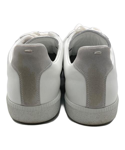 Maison Margiela 22（メゾンマルジェラ）Maison Margiela 22 (メゾンマルジェラ) REPLICA ジャーマントレーナー ホワイト サイズ:43の古着・服飾アイテム