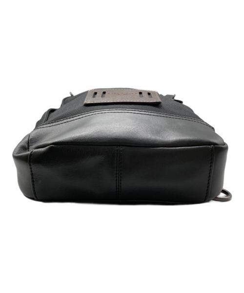 COACH（コーチ）COACH (コーチ) ボディーバッグ ブラック サイズ:-の古着・服飾アイテム