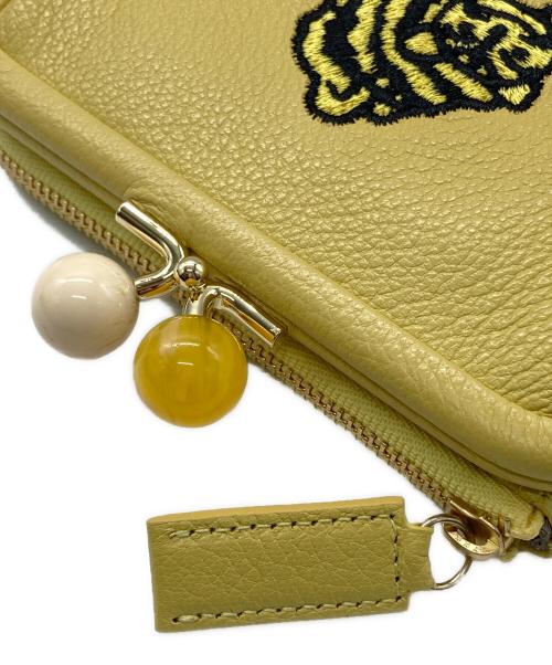 虎屋ういろ（トラヤウイロ）虎屋ういろ (トラヤウイロ) EAR (イア) Perche (ペルケ) コラボがま口財布 イエロー サイズ:-の古着・服飾アイテム