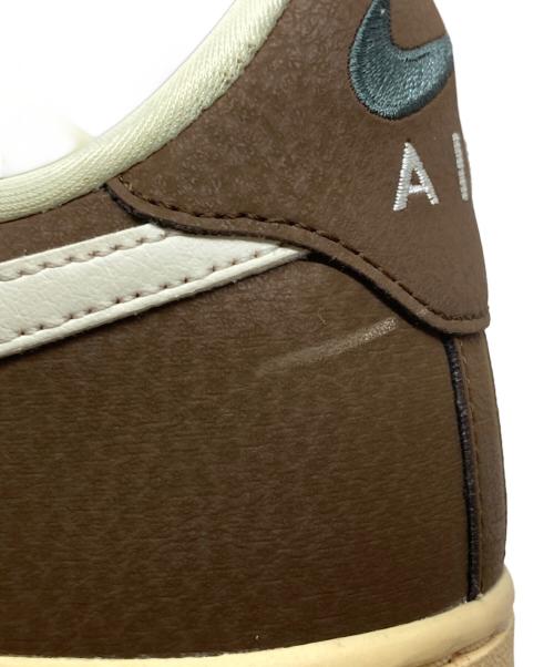 NIKE（ナイキ）NIKE (ナイキ) AIR FORCE 1 '07 ブラウン サイズ:27の古着・服飾アイテム
