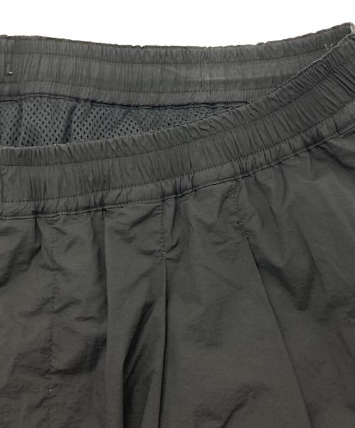 URBS（ユーアールビーエス）URBS (ユーアールビーエス) ナイロンパンツ ブラック サイズ:XLの古着・服飾アイテム