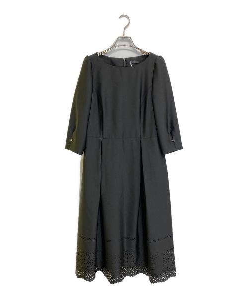 TO BE CHIC（トゥービーシック）TO BE CHIC (トゥービーシック) タフタヘムドット ワンピース ブラック サイズ:SIZE 38の古着・服飾アイテム