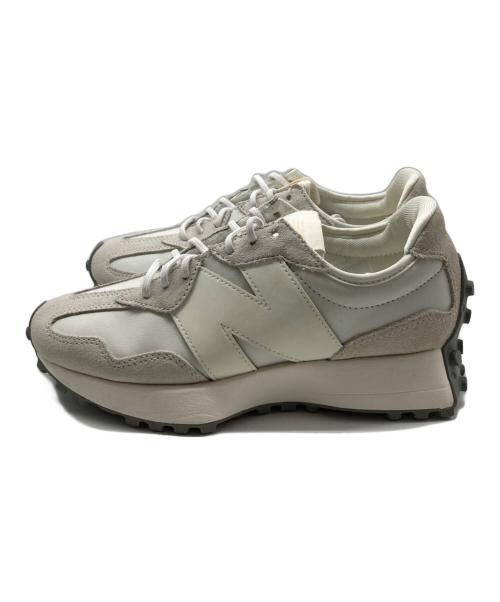 NEW BALANCE（ニューバランス）NEW BALANCE (ニューバランス) 327ローカットスニーカー ホワイト サイズ:24.5cmの古着・服飾アイテム