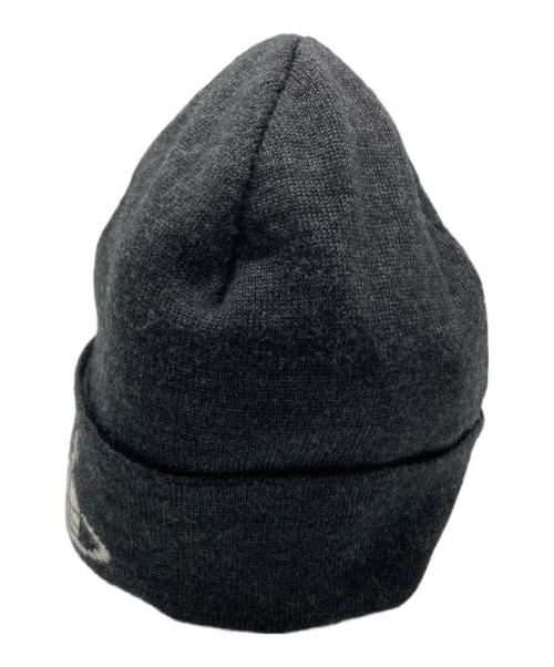 Vivienne Westwood（ヴィヴィアンウエストウッド）Vivienne Westwood (ヴィヴィアンウエストウッド) オーブニットキャップ グレー サイズ:-の古着・服飾アイテム