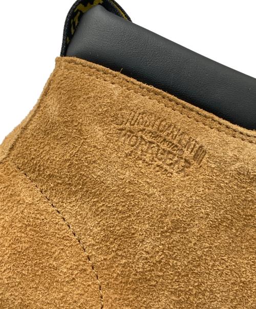 stussy（ステューシー）stussy (ステューシー) Dr.Martens (ドクターマーチン) 939 Boot ベージュ サイズ:SIZE UK 7の古着・服飾アイテム