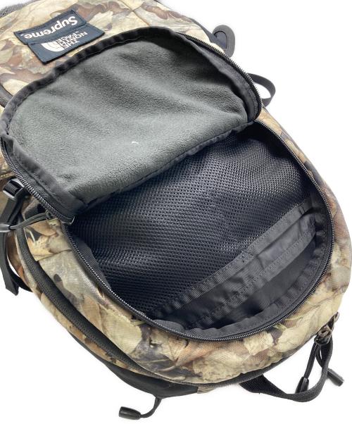 THE NORTH FACE（ザ ノース フェイス）THE NORTH FACE (ザ ノース フェイス) SUPREME (シュプリーム) Pocono Backpack ベージュ×ブラックの古着・服飾アイテム