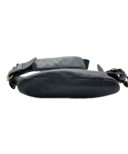 TOFF&LOADSTONE（トフアンドロードストーン）TOFF&LOADSTONE (トフアンドロードストーン) レザーショルダーバッグ グレー サイズ:-の古着・服飾アイテム