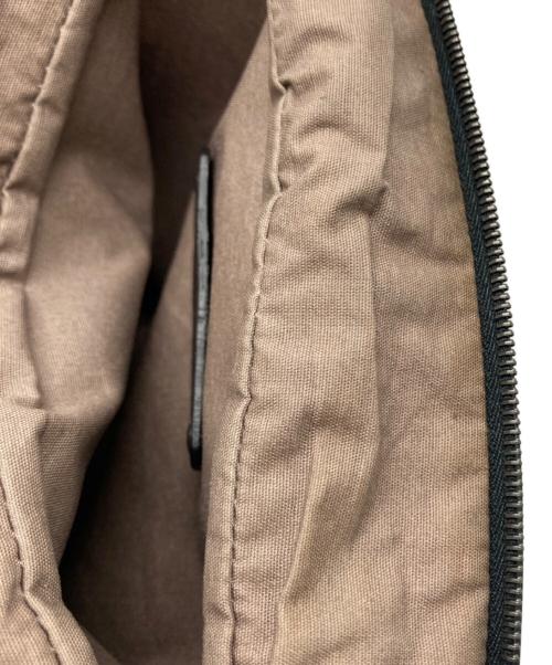 BOTTEGA VENETA（ボッテガベネタ）BOTTEGA VENETA (ボッテガベネタ) イントレチャートレザーセカンドバッグ ブラックの古着・服飾アイテム