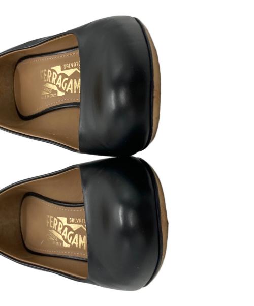 Salvatore Ferragamo（サルヴァトーレ フェラガモ）Salvatore Ferragamo (サルヴァトーレ フェラガモ) レザーパンプス ブラック サイズ:6の古着・服飾アイテム