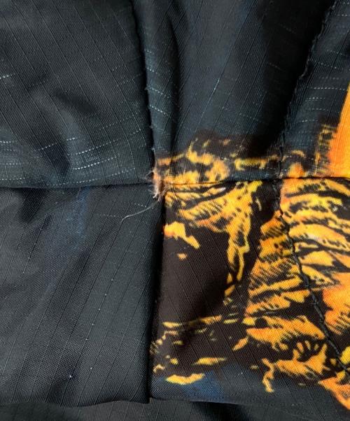 SUPREME（シュプリーム）SUPREME (シュプリーム) LIONS PUFFY JACKET ネイビー サイズ:Mの古着・服飾アイテム