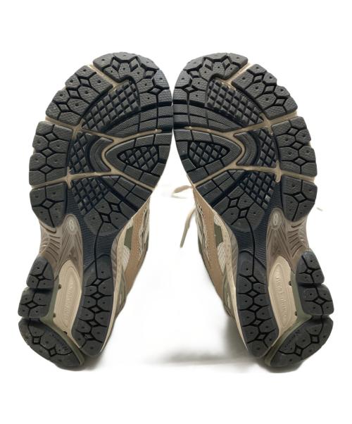 NEW BALANCE（ニューバランス）NEW BALANCE (ニューバランス) ローカットスニーカー グリーン×ベージュ サイズ:24の古着・服飾アイテム