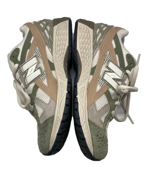 NEW BALANCE（ニューバランス）NEW BALANCE (ニューバランス) ローカットスニーカー グリーン×ベージュ サイズ:24の古着・服飾アイテム