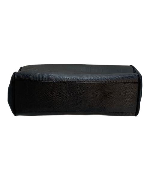 Salvatore Ferragamo（サルヴァトーレ フェラガモ）Salvatore Ferragamo (サルヴァトーレ フェラガモ) ヴァラレザートートバッグ ブラック サイズ:-の古着・服飾アイテム