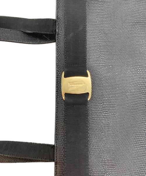 Salvatore Ferragamo（サルヴァトーレ フェラガモ）Salvatore Ferragamo (サルヴァトーレ フェラガモ) ヴァラレザートートバッグ ブラック サイズ:-の古着・服飾アイテム