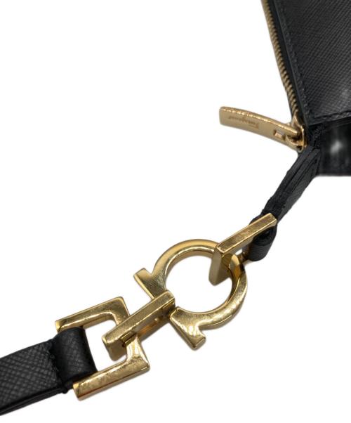 Salvatore Ferragamo（サルヴァトーレ フェラガモ）Salvatore Ferragamo (サルヴァトーレ フェラガモ) ガンチーニワンショルダーバッグ ブラックの古着・服飾アイテム