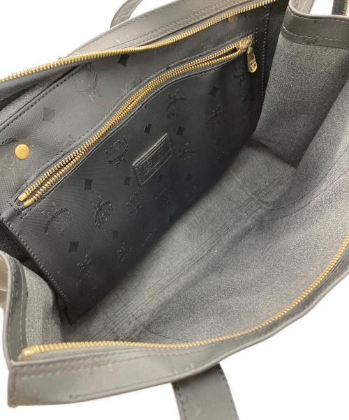 MCM（エムシーエム）MCM (エムシーエム) ヴィセトス柄トートバッグ ブラックの古着・服飾アイテム