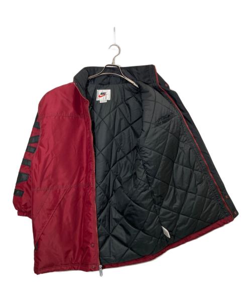 NIKE（ナイキ）NIKE (ナイキ) オールドパテッドコート レッド サイズ:Mの古着・服飾アイテム