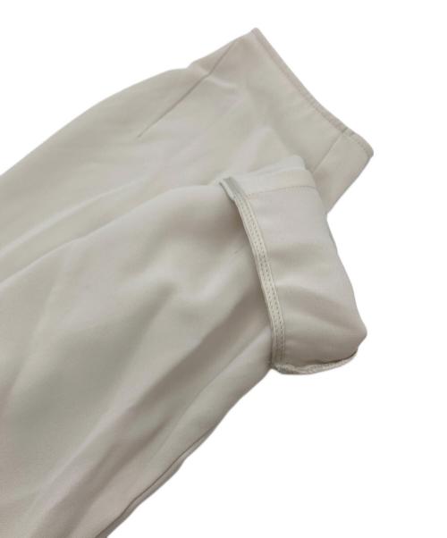 自由区（ジユウク）自由区 (ジユウク) ダブルクロス サックワンピース アイボリー サイズ:32の古着・服飾アイテム