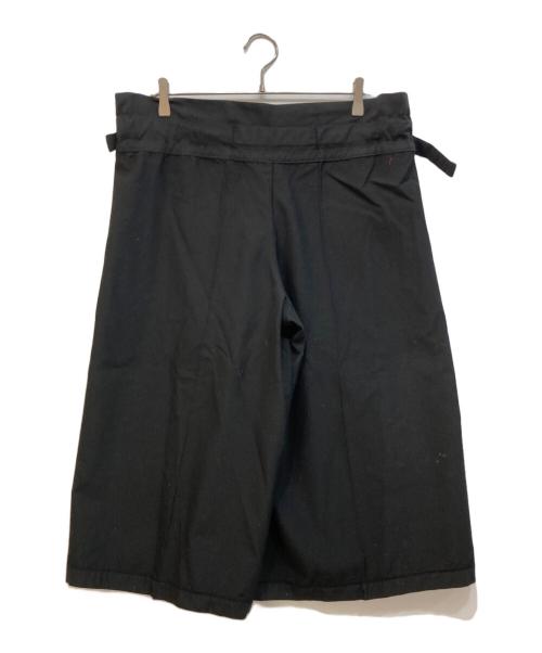 me ISSEY MIYAKE（ミーイッセイ ミヤケ）me ISSEY MIYAKE (ミーイッセイ ミヤケ) サイドアジャスターパンツ ブラック サイズ:-の古着・服飾アイテム