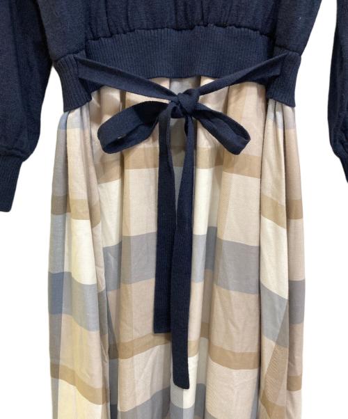 BLUE LABEL CRESTBRIDGE（ブルーレーベルクレストブリッジ）BLUE LABEL CRESTBRIDGE (ブルーレーベルクレストブリッジ) ドッキングフレアワンピース ネイビー サイズ:SIZE 38の古着・服飾アイテム