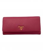 PRADAプラダ）の古着「ダイノ レザー ウォレット」｜ピンク