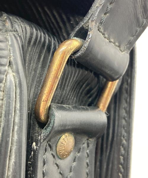 LOUIS VUITTON（ルイ ヴィトン）LOUIS VUITTON (ルイ ヴィトン) カルトシエール ショルダーバッグ ブラックの古着・服飾アイテム