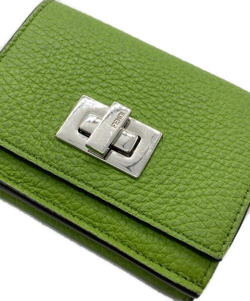 FENDI（フェンディ）FENDI (フェンディ) 3つ折り財布 グリーンの古着・服飾アイテム