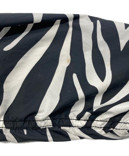 THE NORTHFACE PURPLELABEL（ザ・ノースフェイス パープルレーベル）THE NORTHFACE PURPLELABEL (ザ・ノースフェイス パープルレーベル) MOUNTAIN WIND PARKA ホワイト×ブラック サイズ:下記参照の古着・服飾アイテム