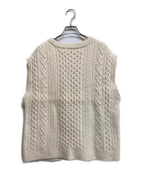 AURALEE（オーラリー）AURALEE (オーラリー) FRENCH MERINO ARAN KNIT VEST アイボリーの古着・服飾アイテム