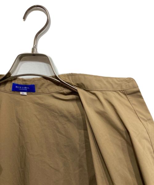 BLUE LABEL CRESTBRIDGE（ブルーレーベルクレストブリッジ）BLUE LABEL CRESTBRIDGE (ブルーレーベルクレストブリッジ) トレンチシャツワンピース ベージュ サイズ:36の古着・服飾アイテム