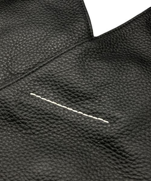 MM6 Maison Margiela（エムエムシックスメゾンマルジェラ）MM6 Maison Margiela (エムエムシックスメゾンマルジェラ) ジャパニーズ レザー トライアングル ミディアムバッグ ブラック サイズ:-の古着・服飾アイテム