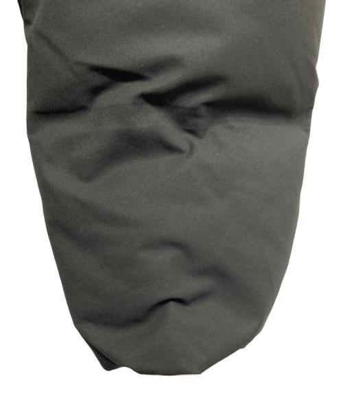 DESCENTE ALLTERRAIN（デザイント オルテライン）Descente ALLTERRAIN (デザイント オルテライン) MIZUSAWA DOWN JACKET 30U ブラック サイズ:Oの古着・服飾アイテム