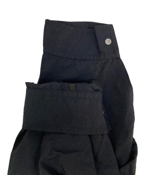 ETRE TOKYO（エトレトウキョウ）ETRE TOKYO (エトレトウキョウ) ベルテッドナイロンジャンプスーツ ブラック サイズ:Sの古着・服飾アイテム