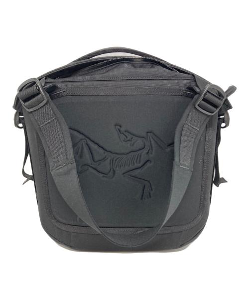 ARC'TERYX（アークテリクス）ARC'TERYX (アークテリクス) ARRO 8 SHOULDER BAG ブラックの古着・服飾アイテム