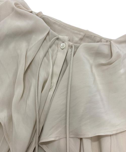 Spick and Span（スピック＆スパン）Spick and Span (スピック＆スパン) シルクライクラッフルフリルブラウス アイボリー サイズ:-の古着・服飾アイテム