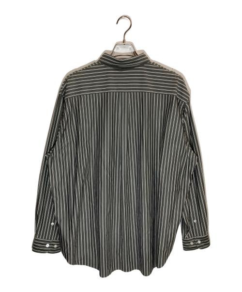 +81（プラスエイティーワン）+81 (プラスエイティーワン) KANEMASA PHIL. (カネマサフィル) 別注THICK AND THIN STRIPE ROYAL OX DRESS KNIT SHIRT グレー×ホワイト サイズ:2の古着・服飾アイテム