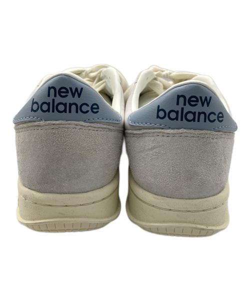 NEW BALANCE（ニューバランス）NEW BALANCE (ニューバランス) スニーカー ベージュ サイズ:27.5の古着・服飾アイテム